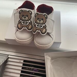 Toy Bear Kids Shoes - White